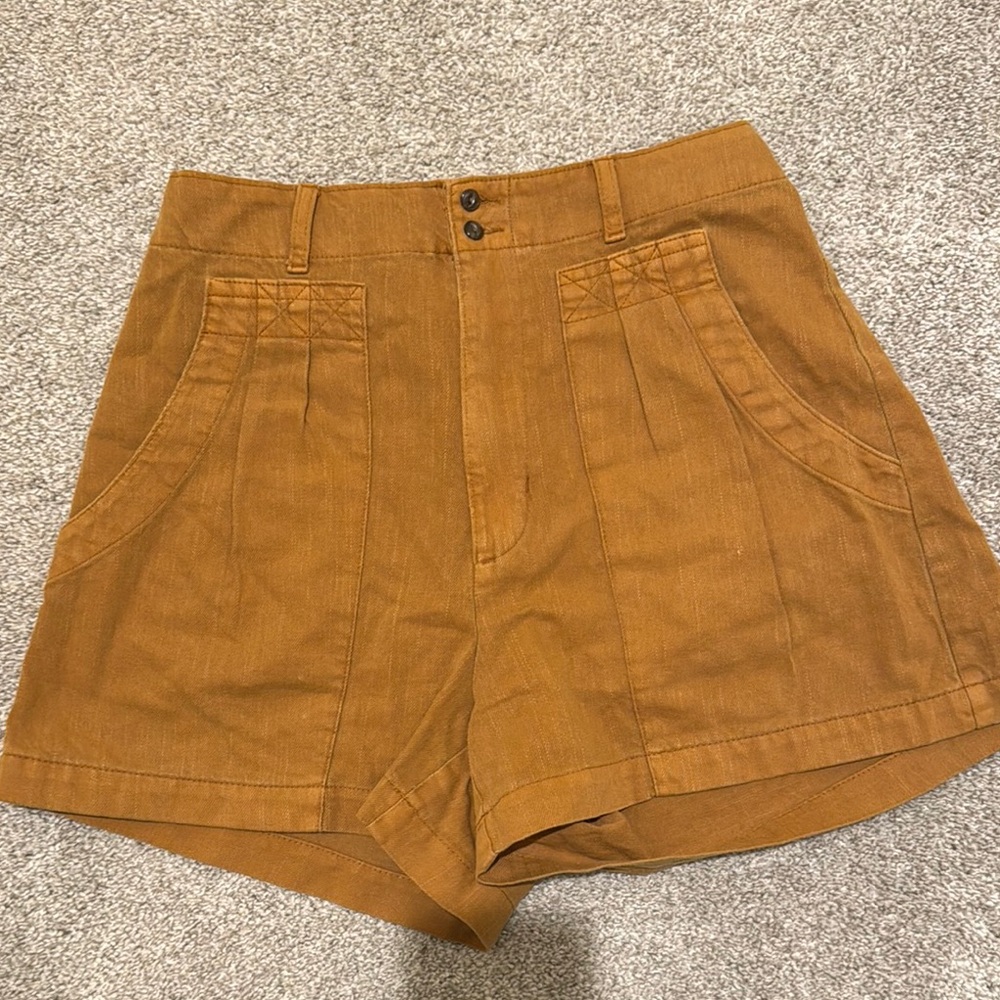 Universal Thread High Waist Tan Shorts